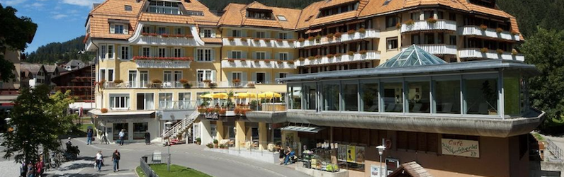 Waitress/Waiter Breakfast (m/f/d) for Winter Season