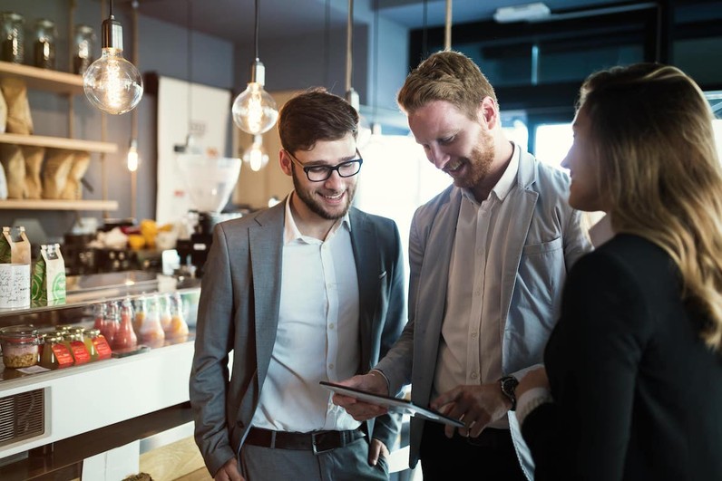 Senior F&B Manager & Brand Strategy (m/w/d)