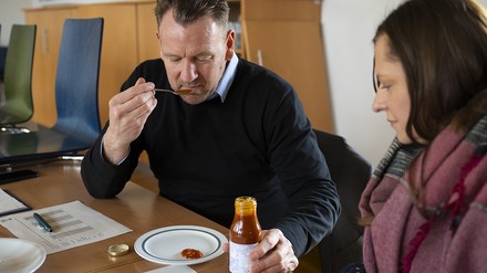 Die Jury beim Probieren Die Jury beim Probieren