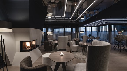 Bar, Lobby und Frühstücksraum Bar, Lobby und Frühstücksraum