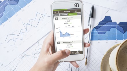 grafischer Dashboard Dank grafischer Dashboards haben Betreiber die wichtigsten Kennzahlen immer im Blick – und das in Echtzeit. Zudem lassen sich individuelle Aus- wertungen und Vergleiche, z. B. zum Tages- oder Schichtumsatz, erstellen.
