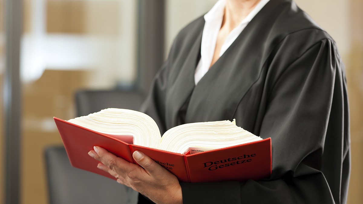 Foto: kzenon via Getty Images Drohung mit körperlicher Gewalt gegen den Vorgesetzten rechtfertigt fristlose Kündigung