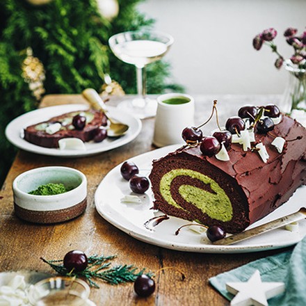 Rezepttipp: Matcha-Weihnachtsbiskuitroulade  Rezepttipp: Matcha-Weihnachtsbiskuitroulade
