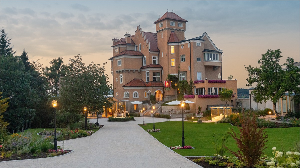 Foto: Hotel Schloss Mönchstein Vom Zufallskauf zum Hoteljuwel