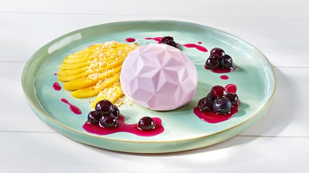 Milram Proteinreiche Quarkdesserts, Porridge oder Schlagsahne von Milram