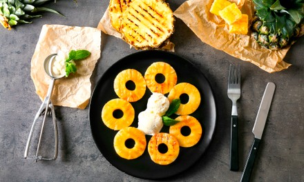 gegrillte Ananas gegrillte Ananas