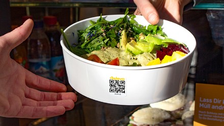 Salat in einer Schalte für to go Salat in einer Schalte für to go