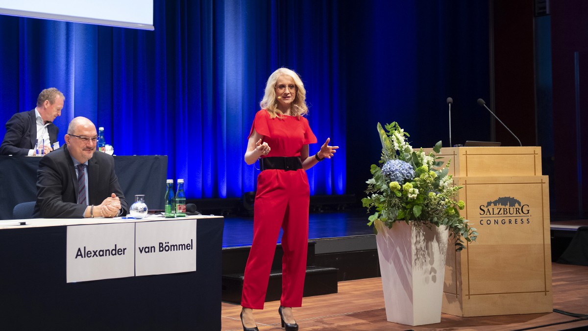 Foto: Jens Jeske/www.jens-jeske.de Happy Birthday Bundesverband der Systemgastronomie