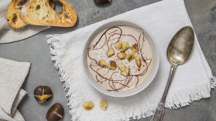 getrüffelte Selleriesuppe getrüffelte Selleriesuppe