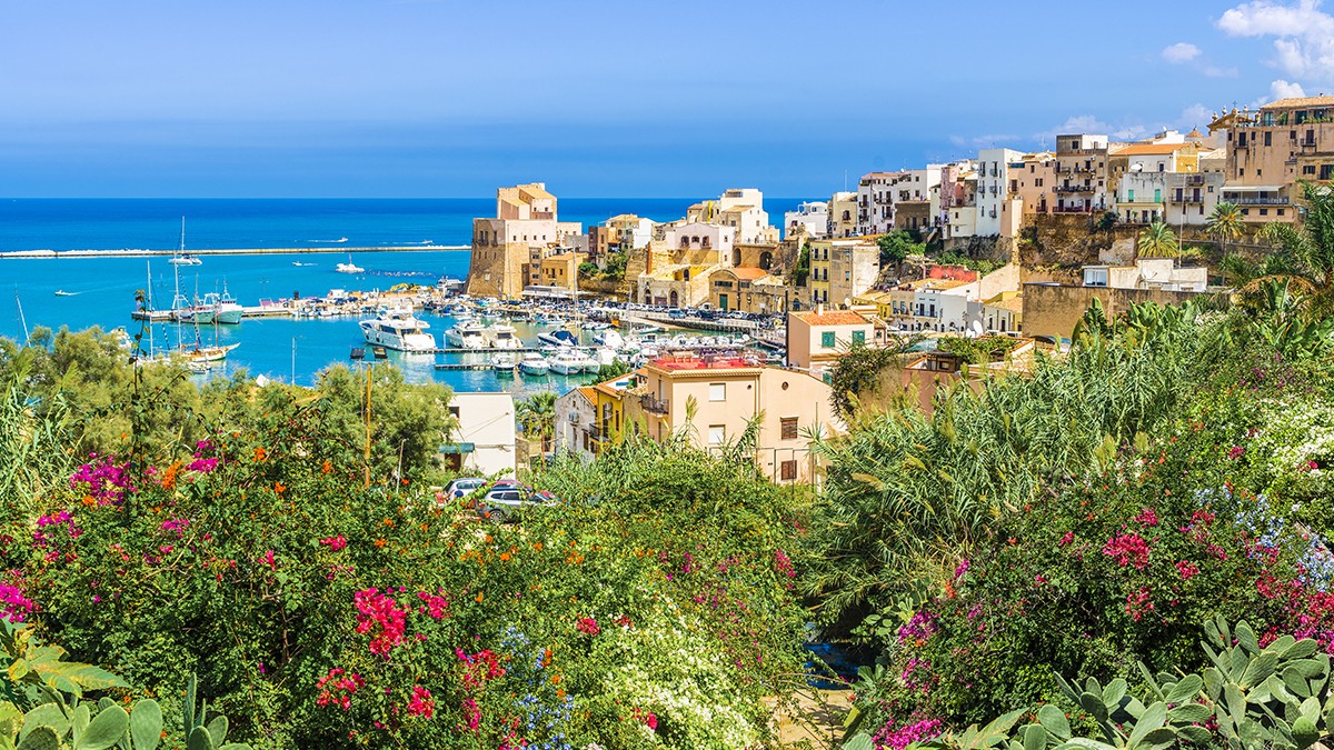 Foto: Balate Dorin via Getty Images Streetfood Paradies Sizilien