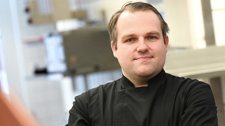 Neuer Chef am Herd im Hotel Gude in Kassel ist Bastian Arendes.