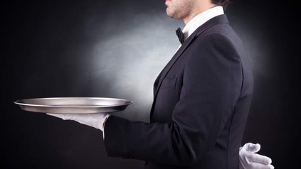 Oliver Stöpfel stellte am Sonntag einen neuen Weltrekord im Maßkrugtragen auf. (Foto: © cristovao31/fotolia)