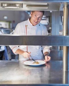 Florian Hartmann freut sich auf eine neue Herausforderung. (Foto: © Schlosshotel Kronberg)