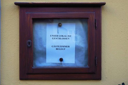 Wirtshäuser auf dem Land kämpfen immer mehr ums Überleben. (Foto: © picture alliance/chromorange)