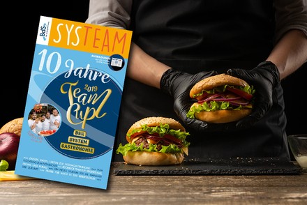 Eine Broschüre mit dem Titel „Sys Team“