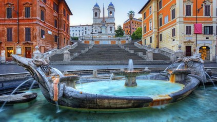 Die spanische Treppe ist eines der bekanntesten Wahrzeichen der ewigen Stadt. (Foto: © phant/fotolia)