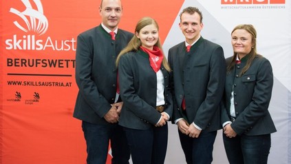 Alexander Stockl, Medaillengewinner Monika Pöllabauer und Christoph Fürnschuß sowie Elisabeth Schlechtriemen