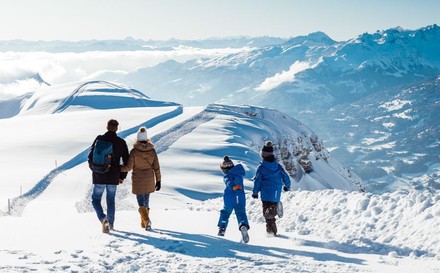 Schneewanderer in der Schweiz