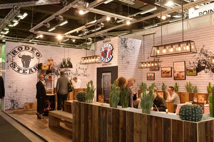 Der Messestand des Rodeo-Steakhouse auf der Internorga in Hamburg mit Restaurant