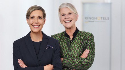 Petra Weindl (links) und Susanne Weiss (rechts)