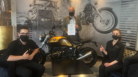 Auszeichnung des Victor’s Residenz-Hotel München mit dem Dehoga-Qualitätssiegel „TOP-Ausbildungsbetrieb“