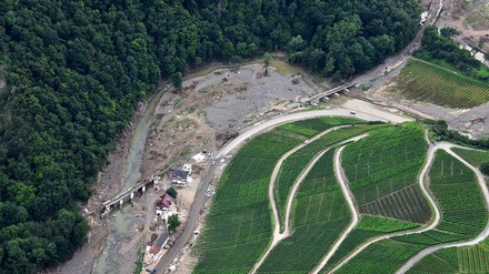 Häusergruppe südöstlich von Marienthal (Ahr) nach der Hochwasserkatastrophe im Juli 2021.