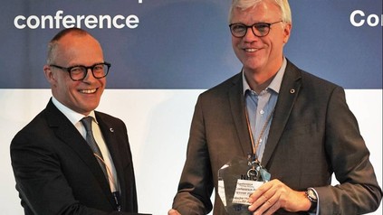 Peter Haaber (l.), Gründer und CEO von Zleep Hotels, und Thomas Willms (r.), CEO Deutsche Hospitality / Steigenberger Hotels AG