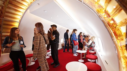 Hotelmöbel in einem Flughafenterminal