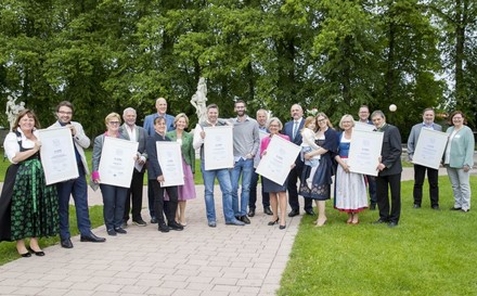 Die ausgezeichneten erfolgreichen Teilnehmer am österreichischen AMA-Gastrosiegel.