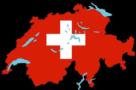 Silhouette des Landes Schweiz mit schweizer Flagge