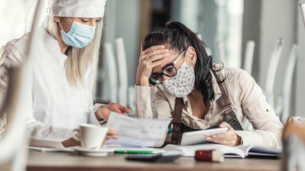 Gastronomin verzweifelt