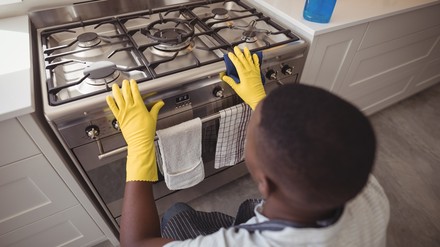 Eine Kontrolle in einer Restaurantküche
