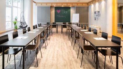 Ein Tagungszimmer in einem Hotel