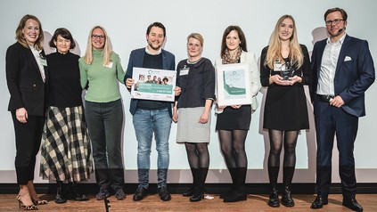 Verleihung des HR Awards an das Team Hirmer Hospitality.