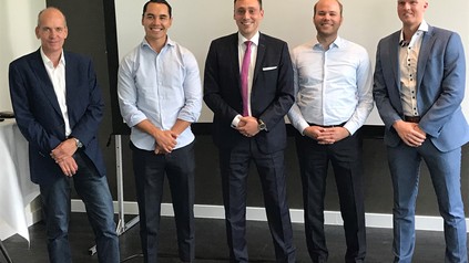 Ulrich Pillau, Gründer von apaleo, Juan A. Sanmiguel, Gründer und CEO hotelbird, Jan-Nicolas Corbach, Regional General Manager München der Gorgeous Smiling Hotels GmbH, Johannes Fuchs, Business Development von Robotise und Andre Wagemann, eCommerce Consultant im eCommerce Competence Center bei Concardis
