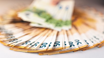 Fächer aus 50-Euro-Scheinen