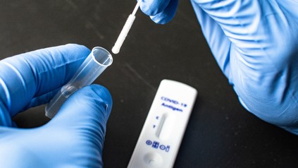 Corona Schnelltest mit Testlösung