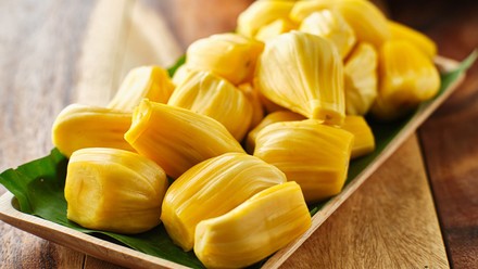 Eine geschälte Jackfruit.