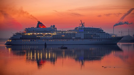 Die MS Europa 2 von Hapag Lloyd