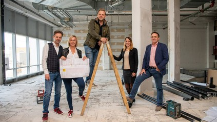 Klaus und Marianne Simon, Lukas Tauber, Heidelinde Zinser und Wayan Oliver Bach.