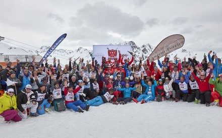 Die Teilnehmer der Branchenparty in Ischgl