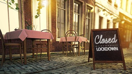 Aufsteller mit der Aufschrift „Closed Lockdown“