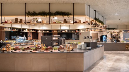 So sieht das Restaurant im Hotel Montafon aus.