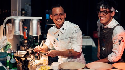 Eindrücke vom Finale "Koch des Jahres 2022". Im Bild: D'Agostino und Assistent Riccardo Ponti.