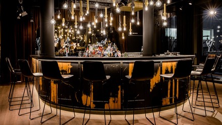 Bar im Motel One Stuttgart-Mitte