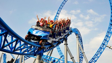 blue fire Megacoaster