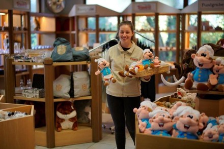 Verkäuferin in Tripsdrill