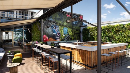 Dachterrasse des "me and all ulm".