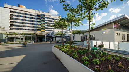 Aramark schließt Vertrag über 16 Standorte mit Care-Verpflegung ab.