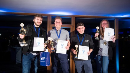 So sehen die Sieger des Teamcups der Systemgastronomie aus.